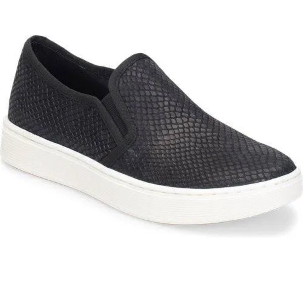 Sofft Somers Flats in Black Snake - size 9.5